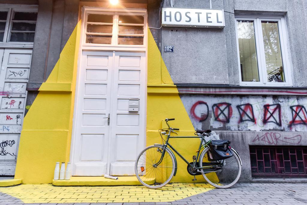 Get Inn Skopje Hostel Luaran gambar